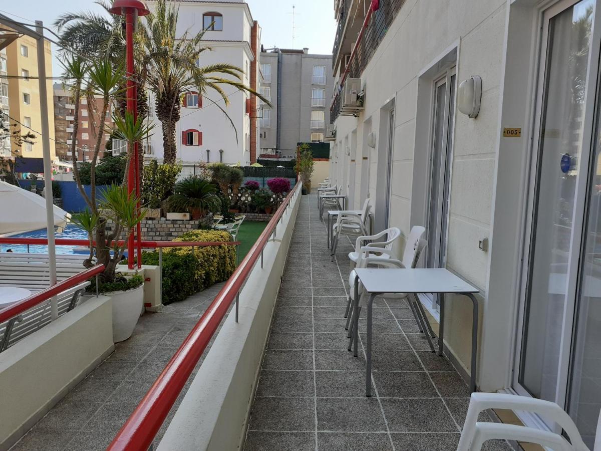 Apartaments Mar Blau Calella Luaran gambar